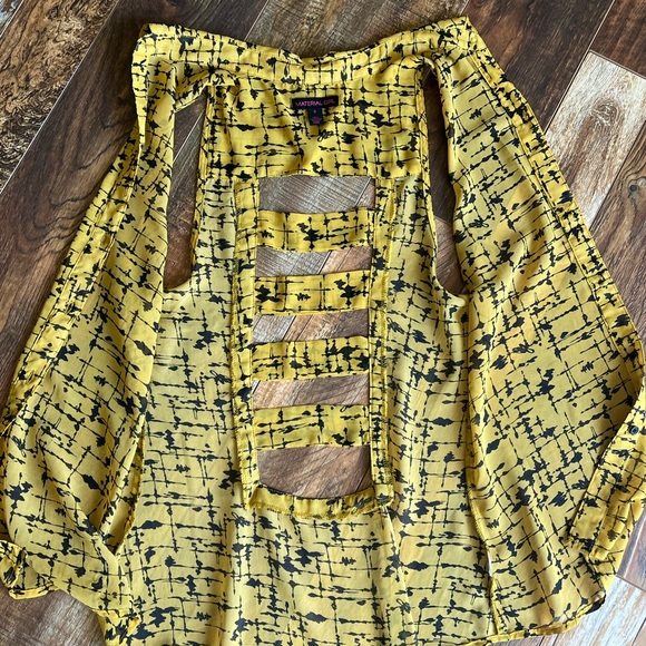 Funky Open Back Top - Picture 8 of 9